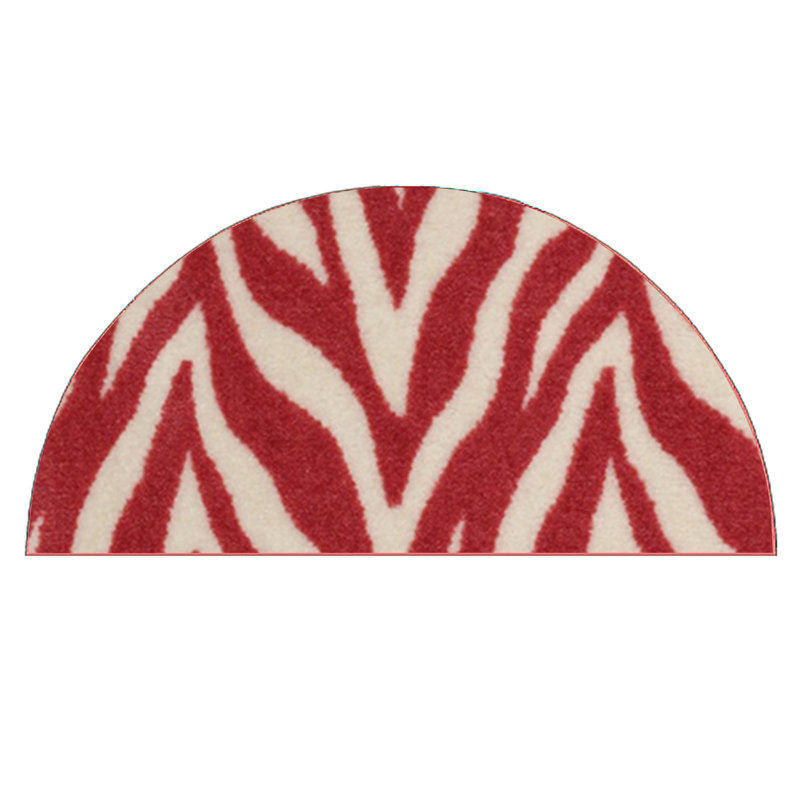Tapis imprimé animal - Zèbre sauvage au cœur, Demi-cercle 20 po x 40 po