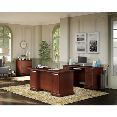 Suite de bureau 3 pièces Magomed
