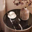 Table d'appoint ronde cannelée, table de bout à plateau en faux marbre noir avec rangement, table de chevet moderne de style Mid-Century pour la chambre à coucher et le salon, noyer