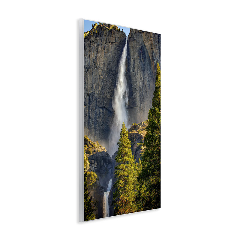 Art mural, "cascade entre les falaises" par Rick Berk, H 15 po x l 10 po