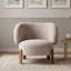 Fauteuil d'appoint à oreilles rembourré avec assise coussinée et pieds en bois massif-1265818764