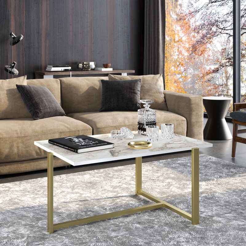 Table basse Modern Glam avec pieds en métal, or et blanc, 36,2 po x 17,7 po x 25,6 po | 100% panneau de particules enduit de mélamine, épaisseur: 0,7 pouce | Conception élégante en marbre, parfaite pour le salon et les espaces de fantaisie