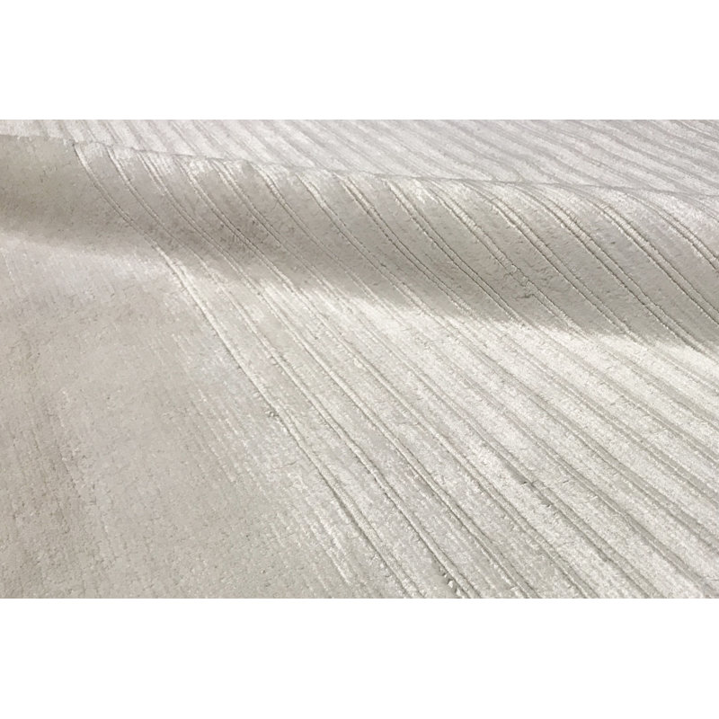 Hand-Knotted High-Quality Ivory Area Rug