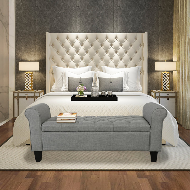 Banc de rangement Claxton de 127 cm (50 pouces) de style contemporain, capitonné, avec couvercle rabattable, accoudoirs arrondis et charnières à fermeture douce.