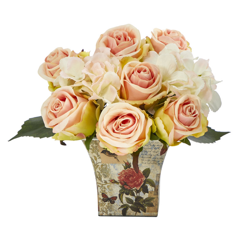 Arrangements floraux mixtes et centres de table en vase