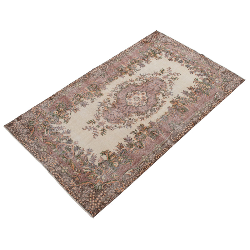 Tapis beige Melis Vintage 5 pi 5 po x 9 pi 4 po