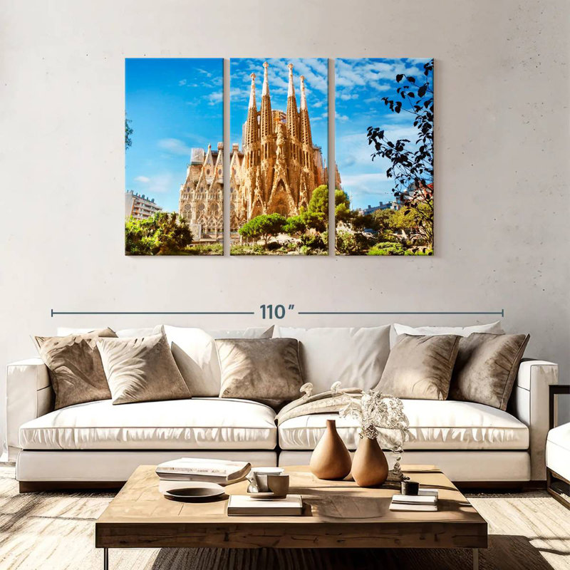 Église R camion Sagrada Familia, H 48 po x l 74 po