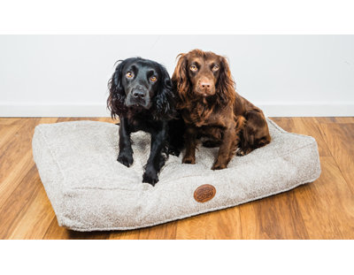 FAUX WOOL Pet Bed