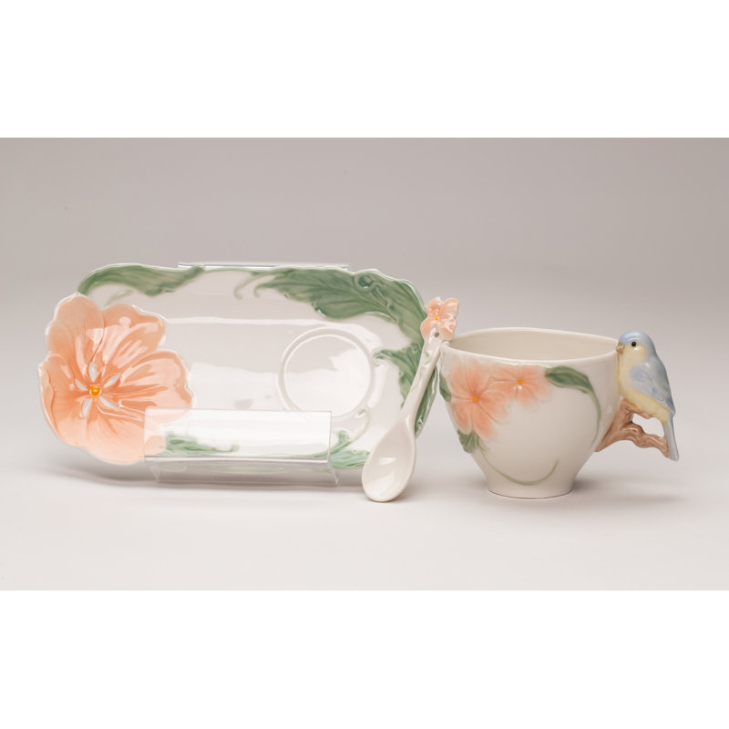 Ensemble tasses et soucoupes bleues en porcelaine fine 