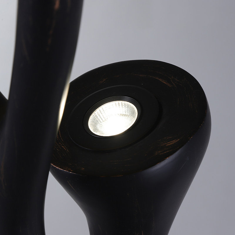Lampes sur pied en acier noir et résine