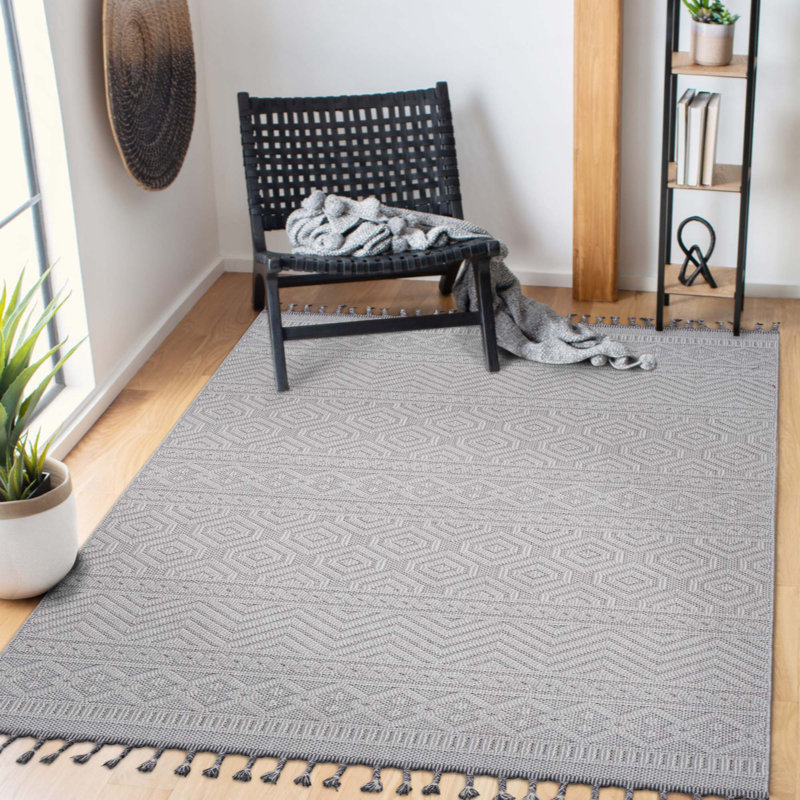 Geometric Indoor/Outdoor Area Rug, Stain-Resistant And Non-Shedding For Modern Spaces, Rectangle 7'9" x 10'