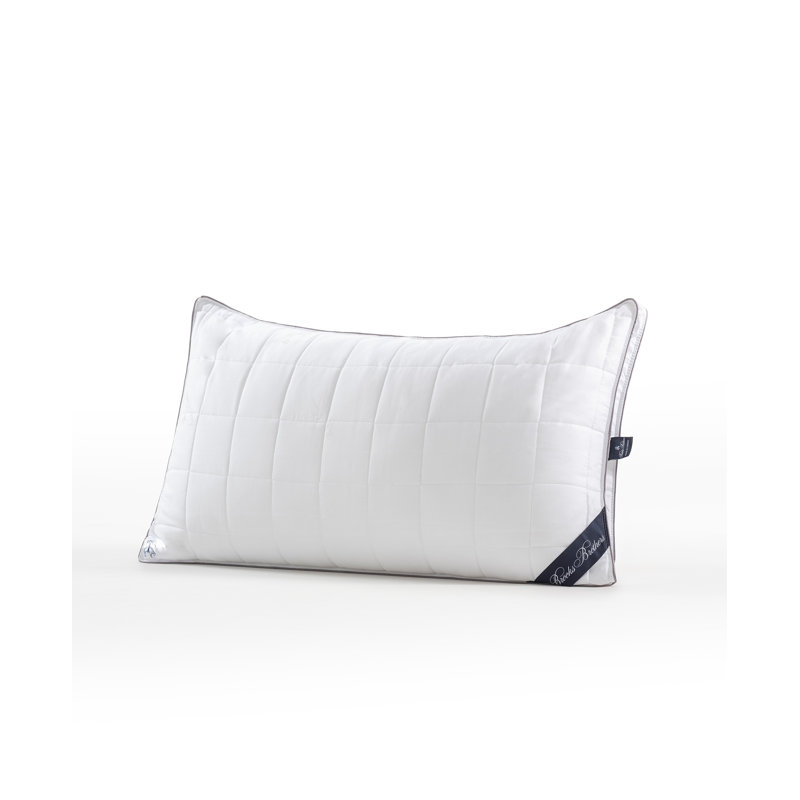 Oreiller moyen en duvet synthétique, 20 po x 36 po