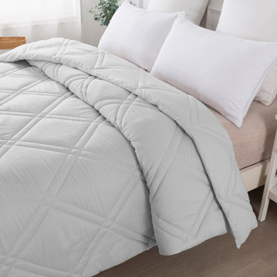 Polyester Box Stitch Comforter