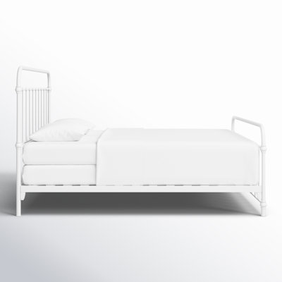 Niles Metal Bed