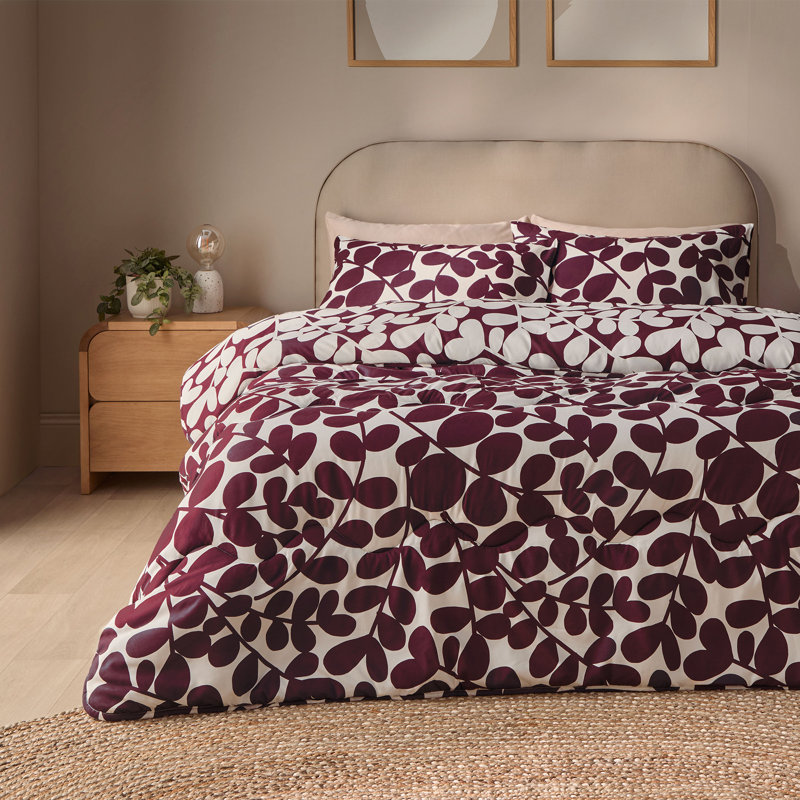 Silentnight Coverless 10.5 Tog Leaf Print Duvet and Pillowcase Set, King, Purple Berry Leaf