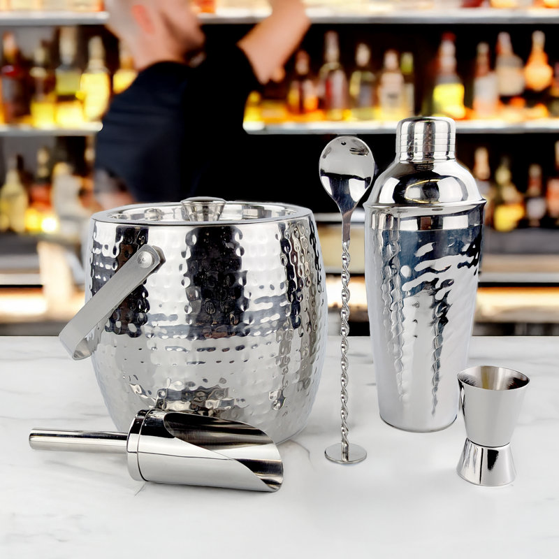 Ensemble de bar avec seau à glace