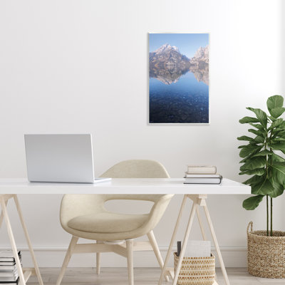 «Clear Water Reflection Landscape», plaque murale par Lori Deiter