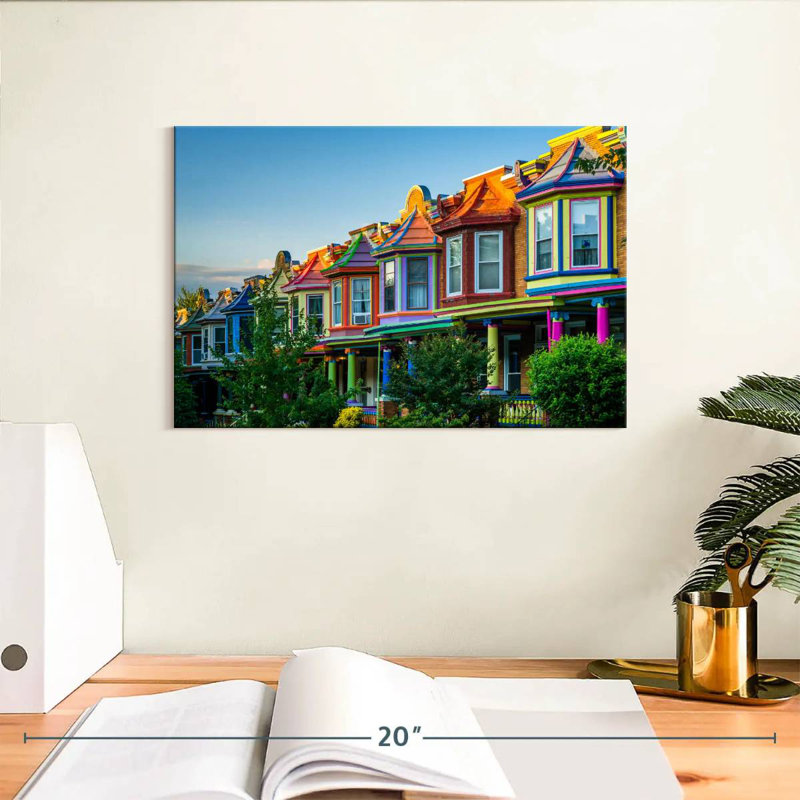 Lilie Guilford Avenue Rowhouse, H 8 po x l 12 po