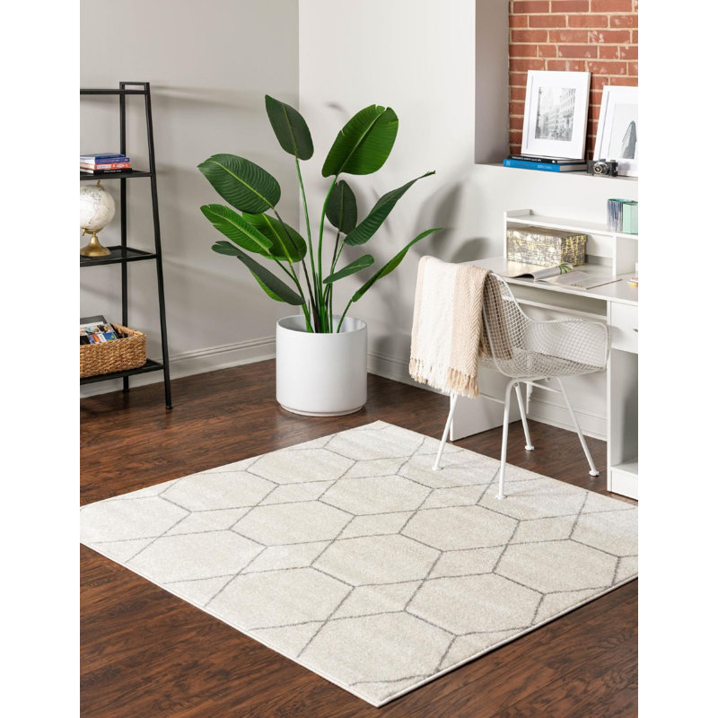Tapis géométrique Debrodie, Carré 7 pi 10 po, Ivoire ivoire