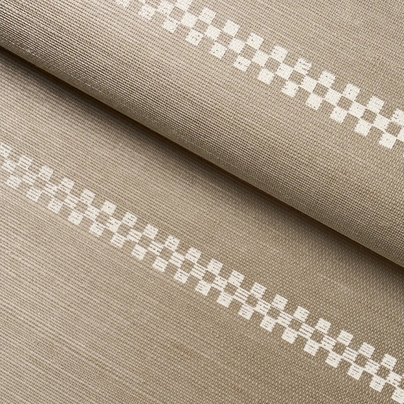 Rouleau de toile d'herbe à carreaux