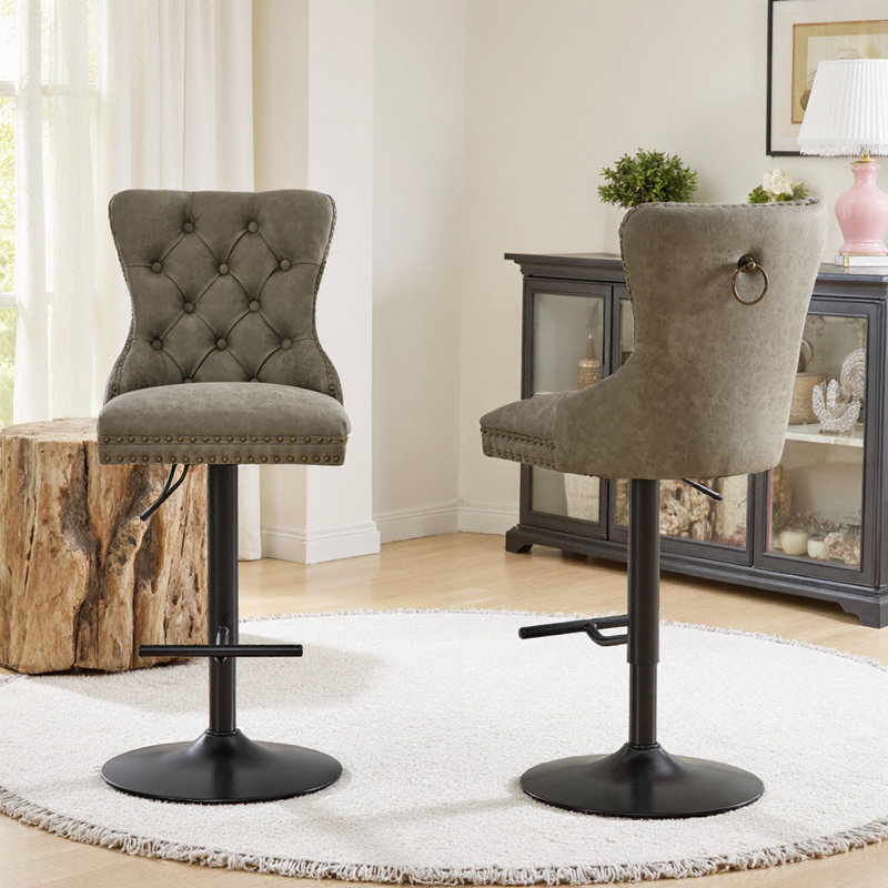 Ensemble de 2 tabourets de bar pivotants en polyuréthane rétro, hauteur réglable 26 à 33 po avec dossier capitonné, vert olive, design américain