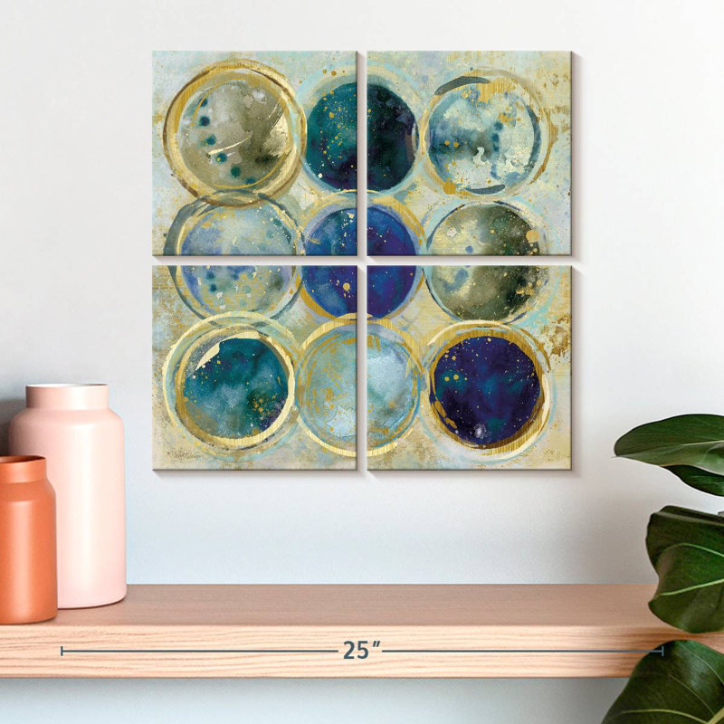 Avery Alignment, 18" H x 18" W