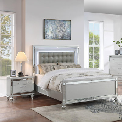 3-Pieces Bedroom Sets,Sleek Modern Bed ,2 Nightstands