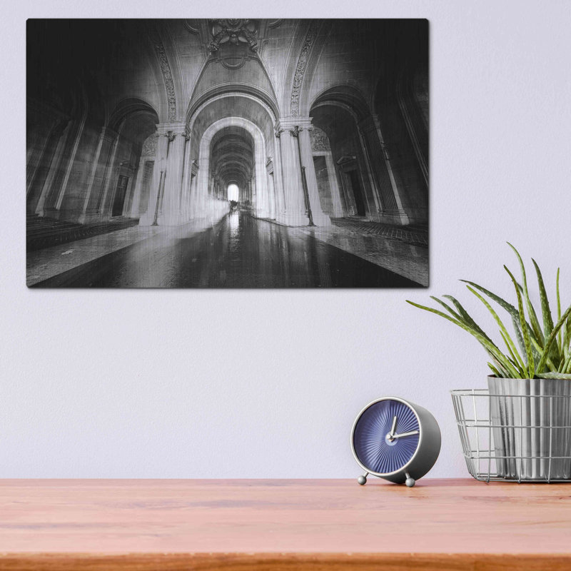 «Parisian Ghost» par Sebastien Lory, H 12 po x l 16 po