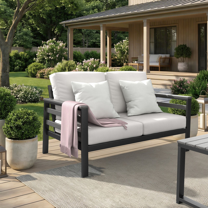 Causeuse d'extérieur 55 po avec coussins Sunbrella® Townsend, Tissu naturel Sunbrella®, Gris foncé