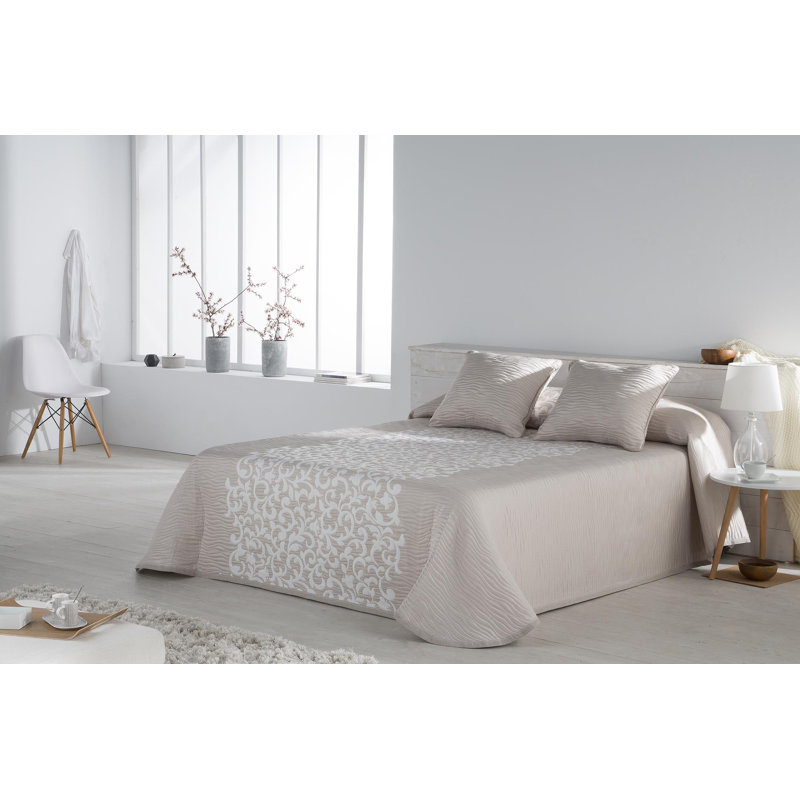 Avalynn Polyester No Pattern Bedspread, Beige, 270 x 270 cm Bedspread