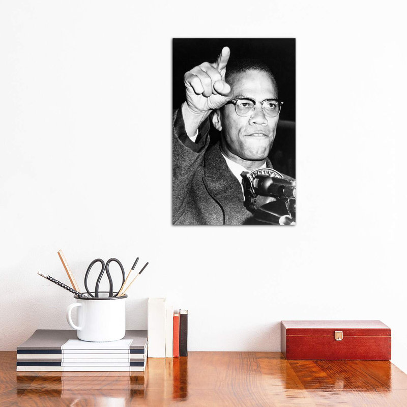 «Malcolm X (1925-1965)», reproduction de photo, H 26 po x l 18 po x 1,5 po, Toile tendue