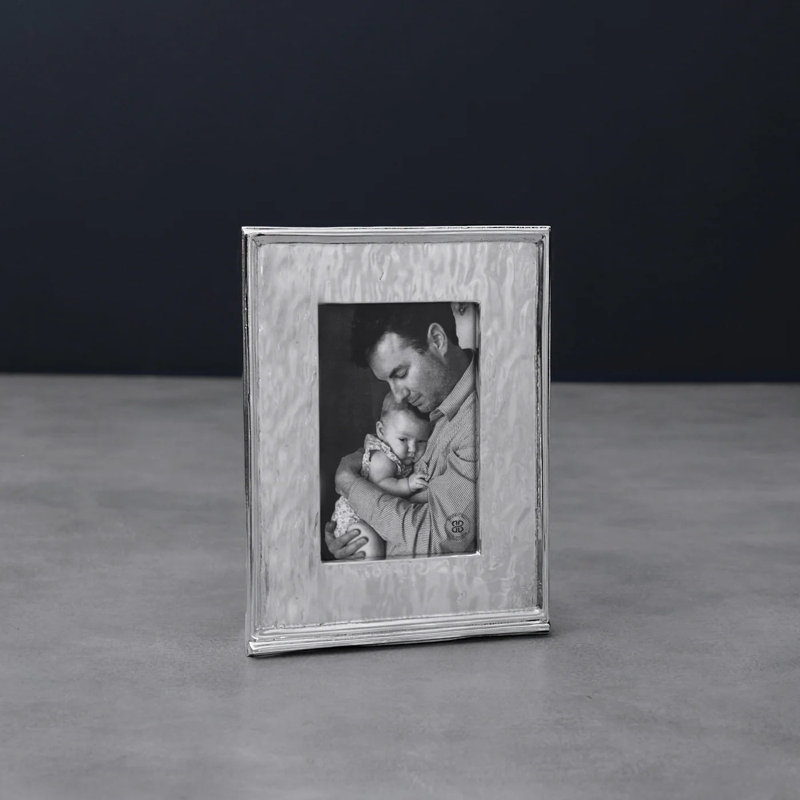 FRAME Metal Picture Frame, Silver, 4" W x 6" H