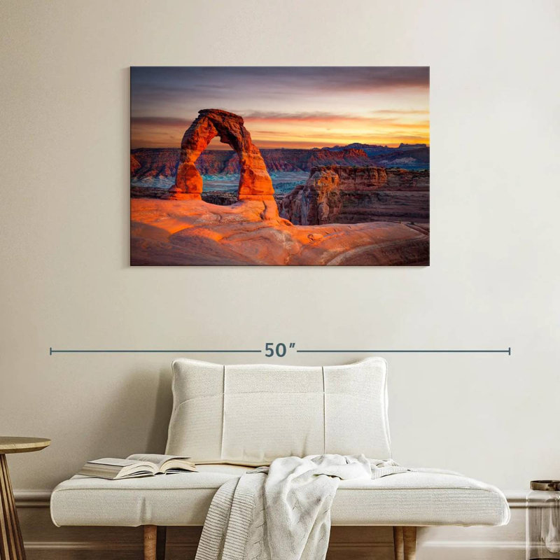 Alvord Delicate Arch In Utah, H 26 po x l 39 po