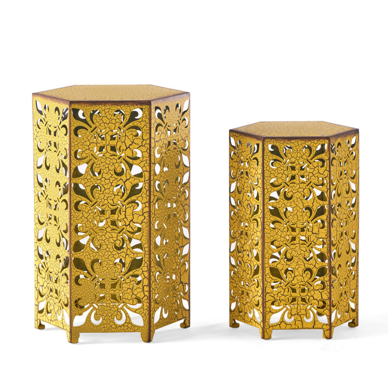 Table d'appoint, fer, couleur jaune antique, élément de décoration fascinant en fer, jaune, attrait séduisant