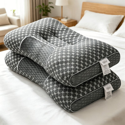 Coussin décoratif doux et respirant tricoté sur le thème de l'amour, coussin de soutien du cou réversible et lavable pour un confort toutes saisons