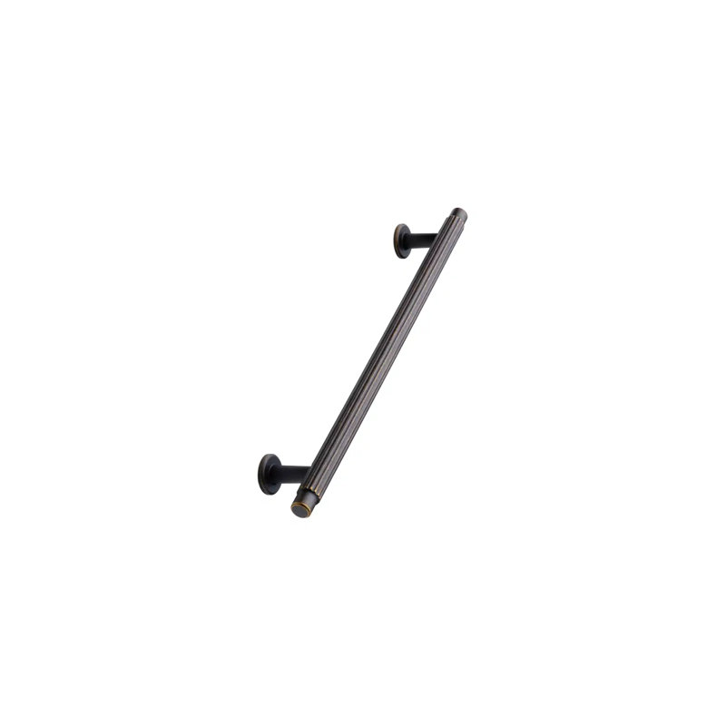 Villa Bronze Bar / Handle Pull, 7 9/16"