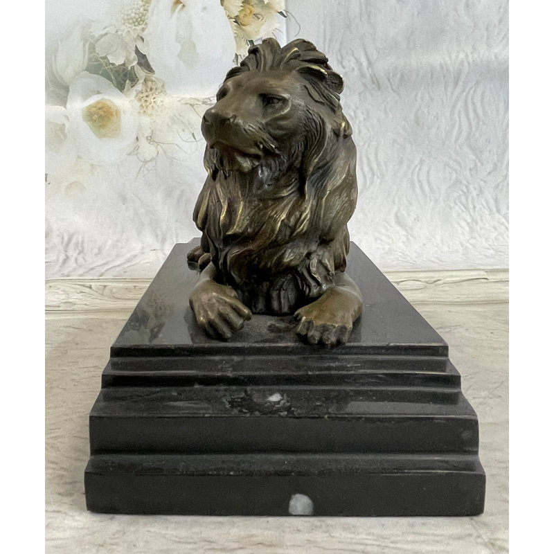 Figurine Malaptias Barye, lionne d'Afrique, vie sauvage