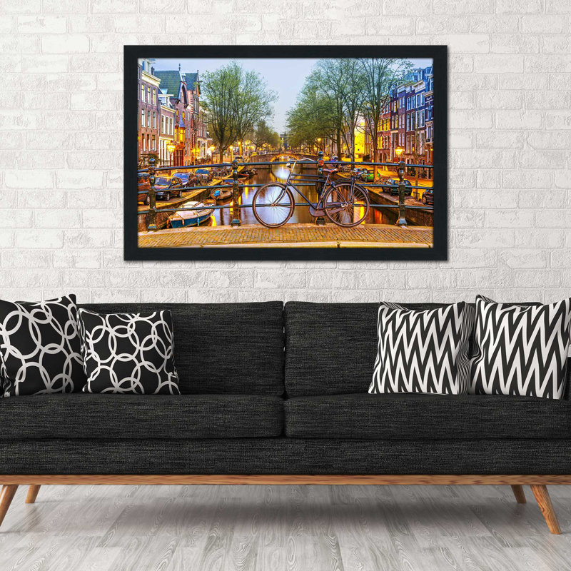 «Amsterdam Bicycle», reproduction de photo encadrée, H 21,5 po x l 27,5 po x P 0,75 po, Cadre espresso