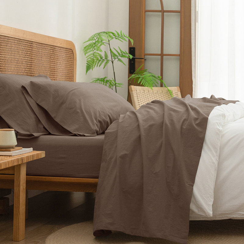 Ensemble de draps 100% coton délavé Bestouch BestOUCH, Ensemble de draps pour grand lit avec 2 taies d'or, Brun écorce de pin