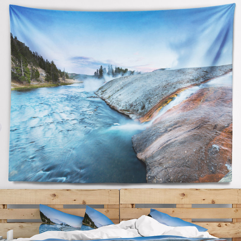 Geyser de polyester en shore de mer en tapisserie yellowstone avec accessoires suspendus inclus, H 78 po x l 92 po