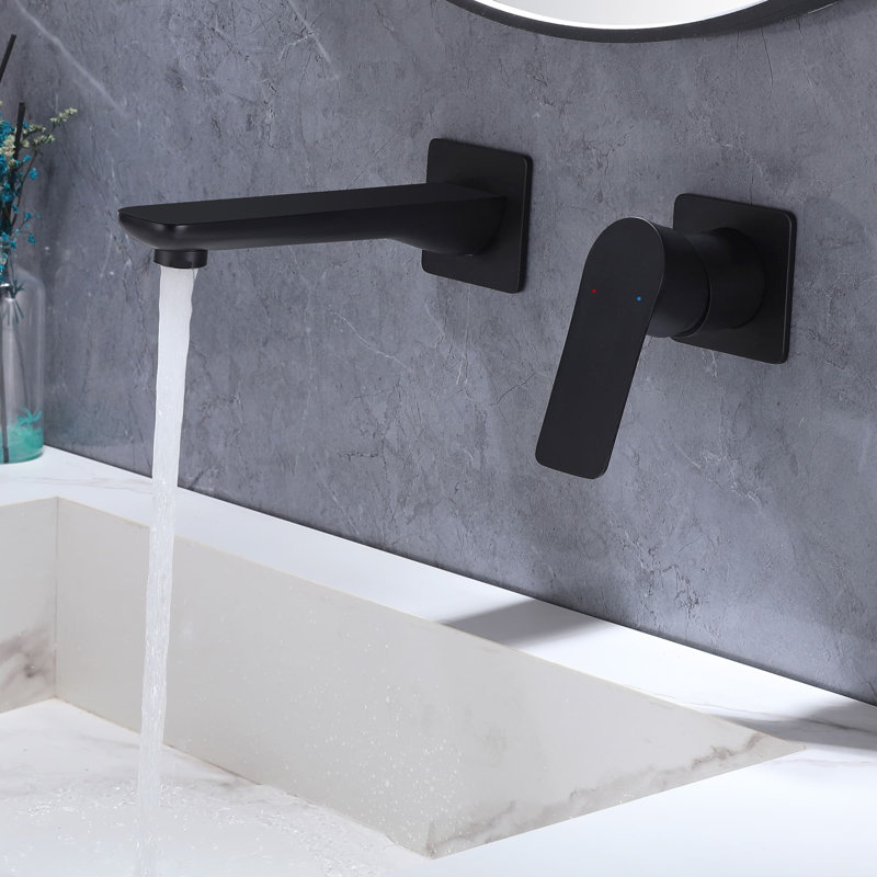 Robinet de salle de bain mural