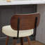 Mid Mid Modern, tabourets de bar pivotants en similicuir de 26 po avec dossier et pieds en noyer, ergonomique, pivotant à 360 °, similicuir beige de salle à manger, repose-pieds en métal, îlot de cuisine-6696021
