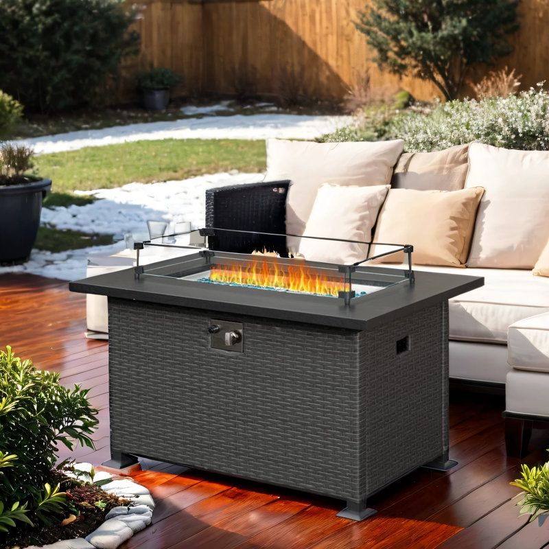 Table de foyer d'extérieur sans fumée 43,3 pouces à gaz en osier 50 000 BTU avec pare-vent en verre pour patio