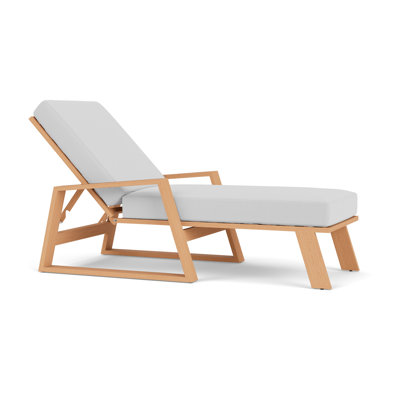 Pursuit Outdoor Chaise Lounge
