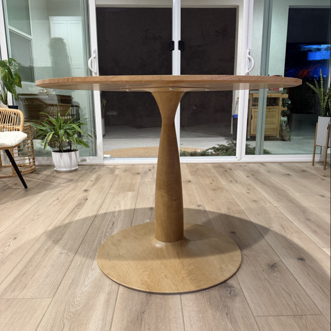 39.5"/34.5" Round Pedestal Dining Table - 29."H x 39.5"L x 39.5"W