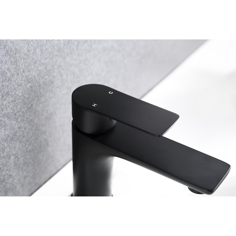 Robinet de lavabo pour salle de bain à poignée simple - noir mat, fabrication en laiton, installation de trous, conception moderne, robinet en céramique, robinet noir à température réglable, savoir-faire, réglage, flair, contrôle du froid et du chaud