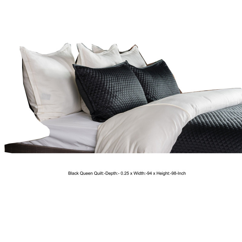 Winthrop Quilt, Queen Quilt, Black