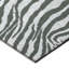 Tapis gris tissé à la machine-376097549
