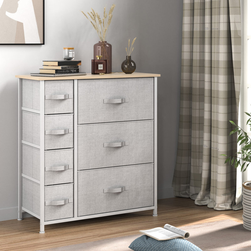 Commode 7 tiroirs Callie-Bell, Gris clair