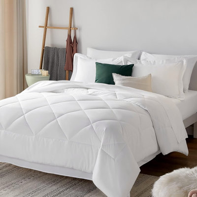 Barnicoat Microfiber Reversible Comforter Set